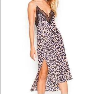 Victoria's Secret Leopard Midi Length Slip Chemise Black Lace Trim SZ Medium